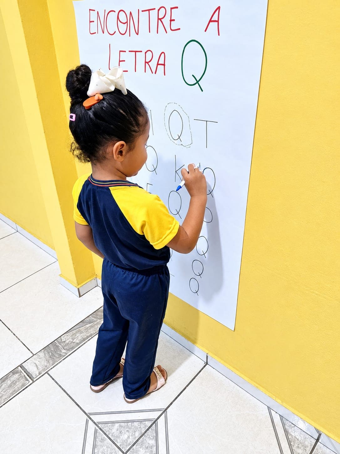 Crianças do Infantil 4 participando de atividades pedagógicas na Eduque Já (foto 4)