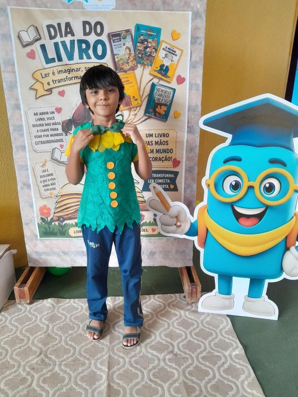 Alunos do 1º Ano do Ensino Fundamental em atividades pedagógicas na Eduque Já (foto 1)